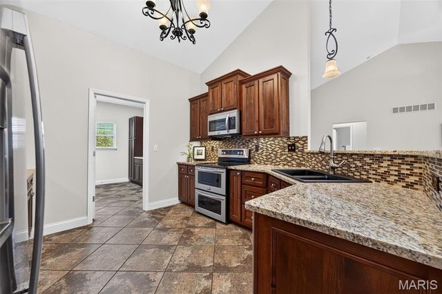 130 Miranda Court, Wentzville, MO 63385