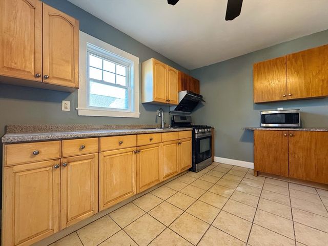 313 Clifton A, Malden, MA 02148