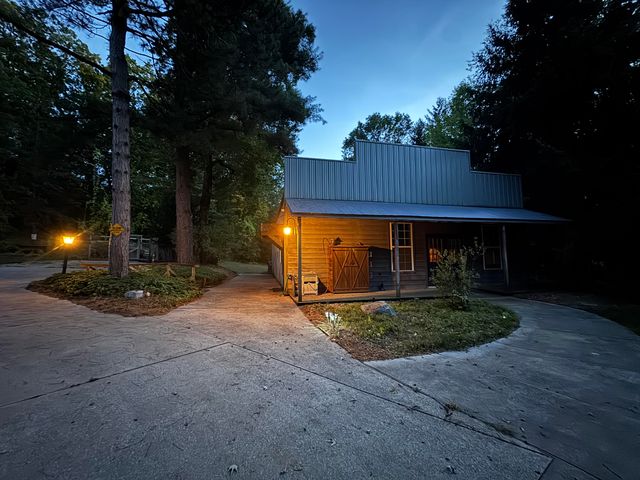 9300 Conservation Street NE, Ada, MI 49301