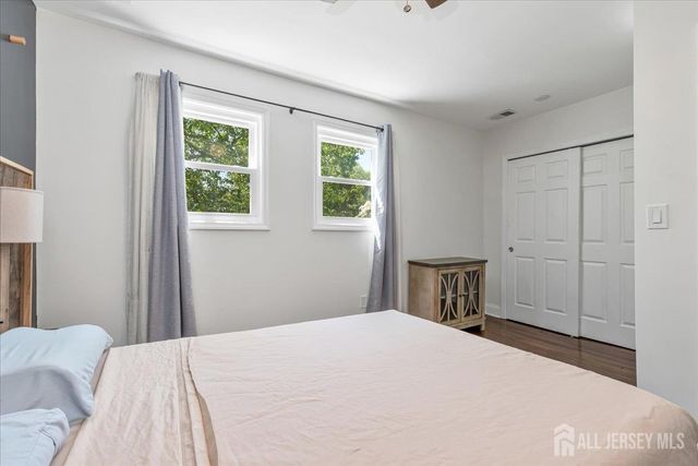 613 Maplewood Avenue, Roselle Park, NJ 07204