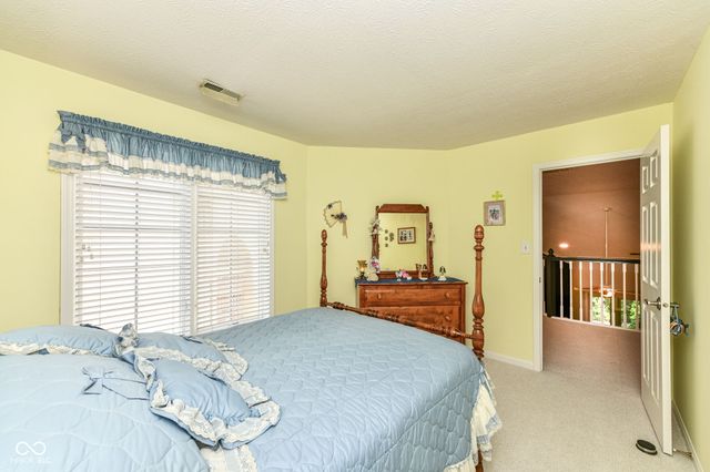 8091 Farmhurst Lane, Indianapolis, IN 46236