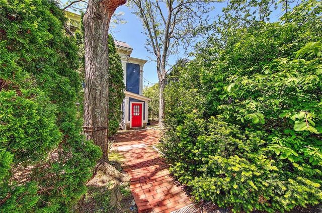 23 BENEFIT Street 2, Providence, RI 02904