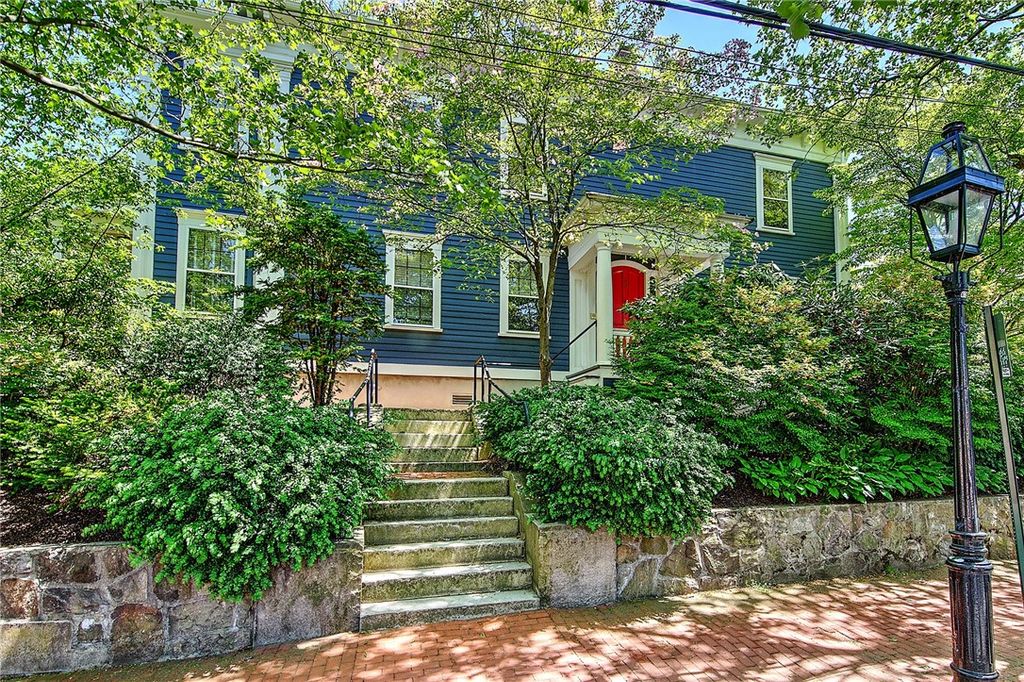 23 BENEFIT Street 2, Providence, RI 02904