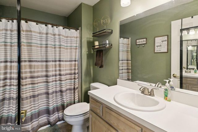 4808 ABERDEEN LN, Blackwood, NJ 08012