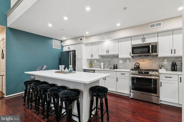 4808 ABERDEEN LN, Blackwood, NJ 08012