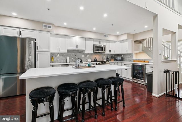 4808 ABERDEEN LN, Blackwood, NJ 08012