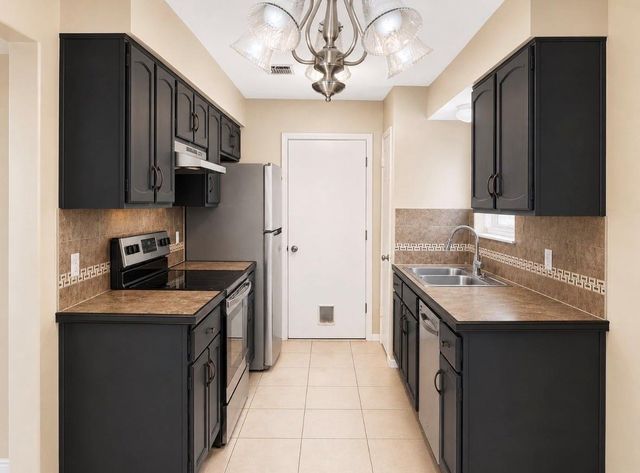 815 Redway Lane, Houston, TX 77062
