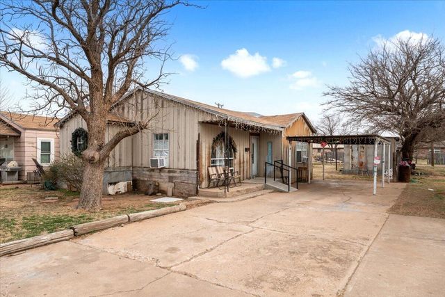 1316 W 6th Street, Littlefield, TX 79339