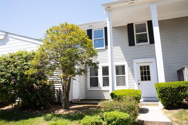 3 Valley Forge Court 3, Ridge, NY 11961