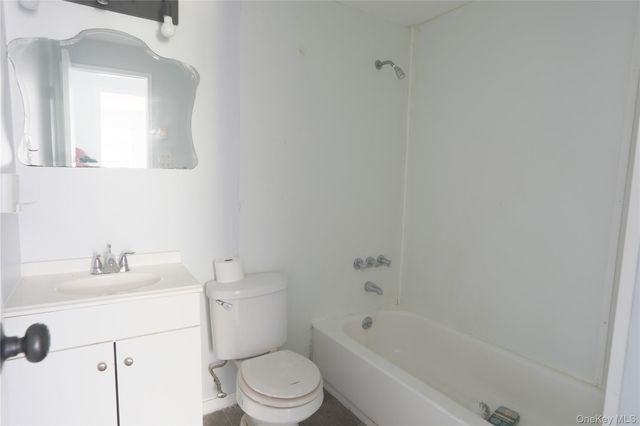 3 Valley Forge Court 3, Ridge, NY 11961