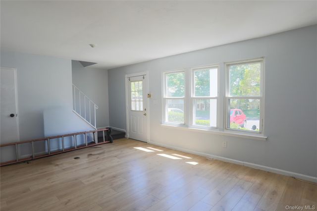 3 Valley Forge Court 3, Ridge, NY 11961