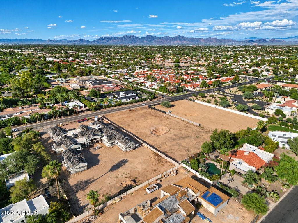 7021 E JACKRABBIT Road -, Paradise Valley, AZ 85253 — photo 4