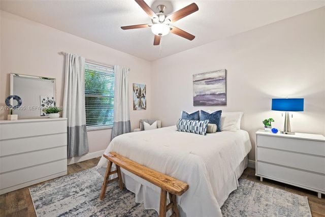 2556 Eagle Run Ln, Weston, FL 33327