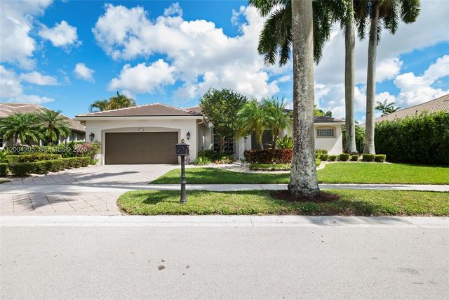 2556 Eagle Run Ln, Weston, FL 33327