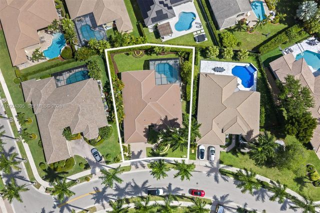 2556 Eagle Run Ln, Weston, FL 33327