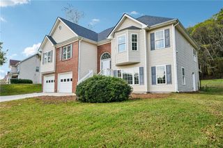 1709 Wyntercreek Lane, Hoschton, GA 30548