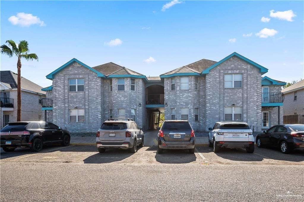 1802 Oasis Avenue 207, Mission, TX 78572