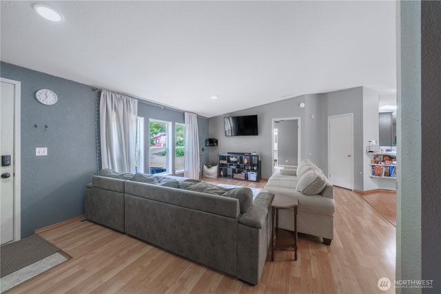 29306 O Street, Ocean Park, WA 98640