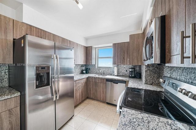 5101 Collins Ave 11B, Miami Beach, FL 33140