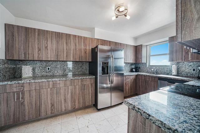 5101 Collins Ave 11B, Miami Beach, FL 33140