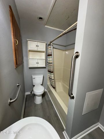 341 Defiance Avenue, Findlay, OH 45840