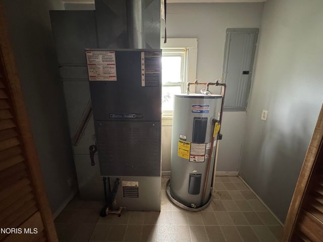 341 Defiance Avenue, Findlay, OH 45840