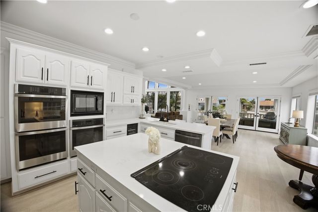 30140 Point Marina Drive, Canyon Lake, CA 92587