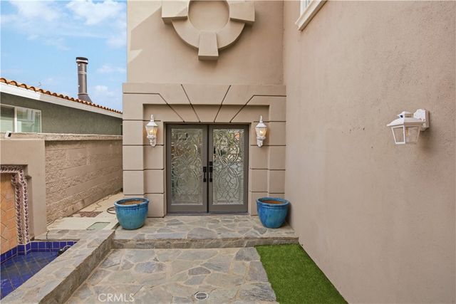 30140 Point Marina Drive, Canyon Lake, CA 92587