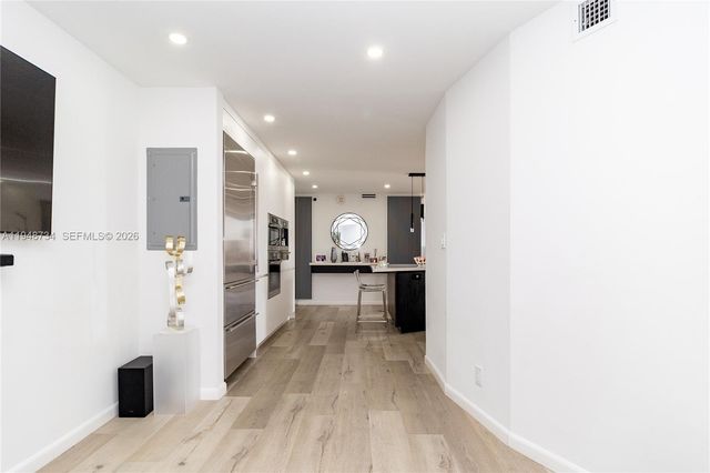 3180 S Ocean Dr 619, Hallandale Beach, FL 33009