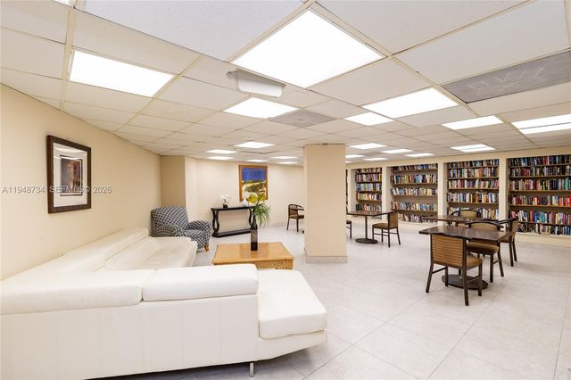 3180 S Ocean Dr 619, Hallandale Beach, FL 33009