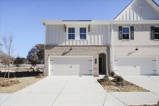 913 Agate Lane, Lawrenceville, GA 30043