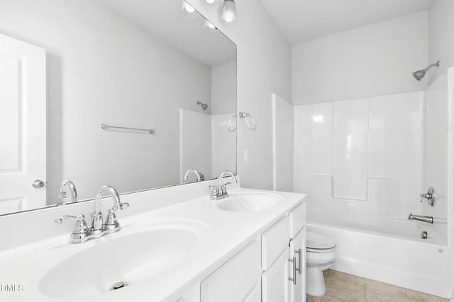 185 Stornoway Lane, Clayton, NC 27527