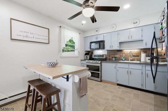 23 Marudy Drive, Clinton Town, NJ 08809