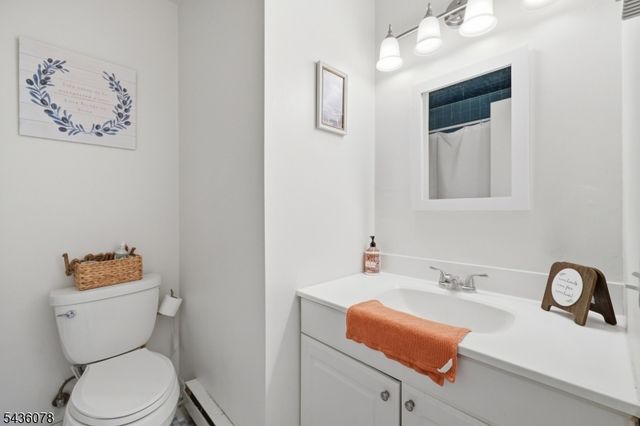 23 Marudy Drive, Clinton Town, NJ 08809