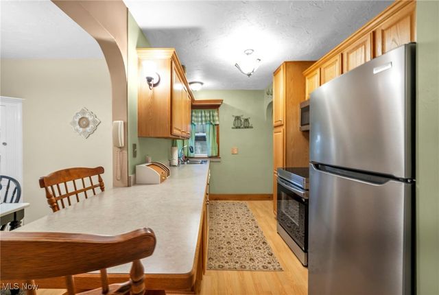 79 Selden Avenue, Akron, OH 44301