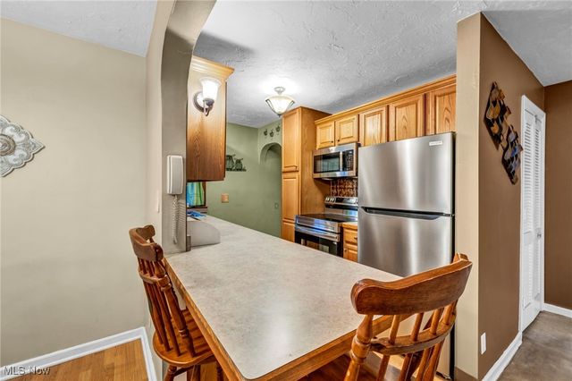 79 Selden Avenue, Akron, OH 44301