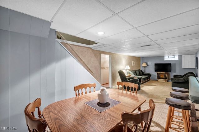 79 Selden Avenue, Akron, OH 44301