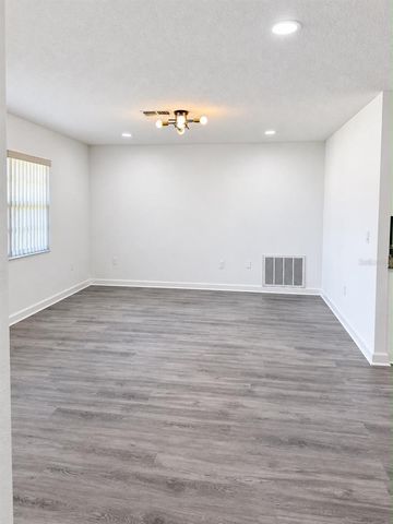 11426 FOX RUN, Port Richey, FL 34668