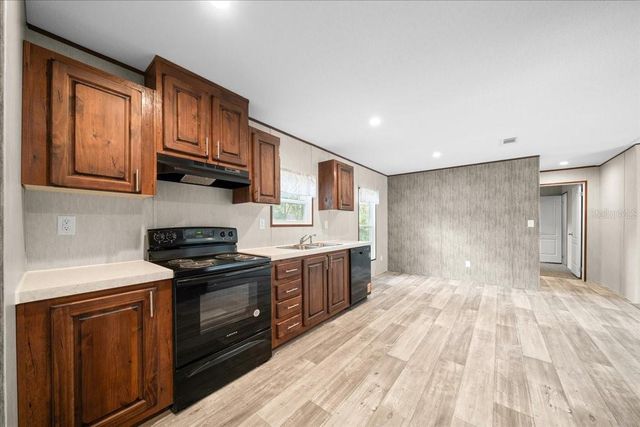 11245 NW 8TH STREET, Ocala, FL 34482