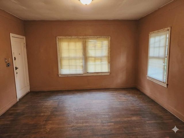 617 Electra, Longview, TX 75602