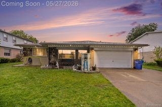 32343 Cambridge Drive, Warren, MI 48093