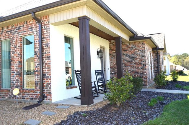 517 FELICIANA Drive, Pineville, LA 71360