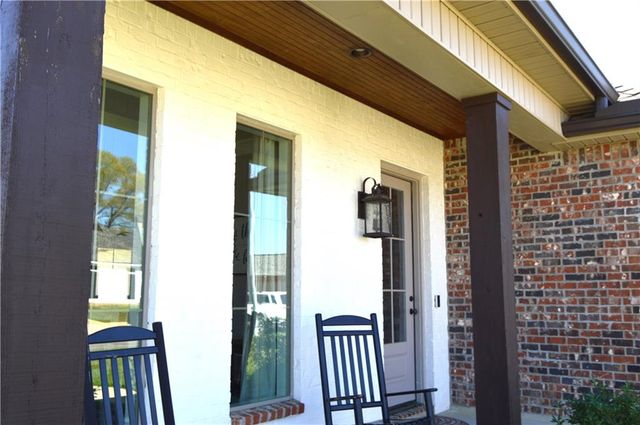 517 FELICIANA Drive, Pineville, LA 71360