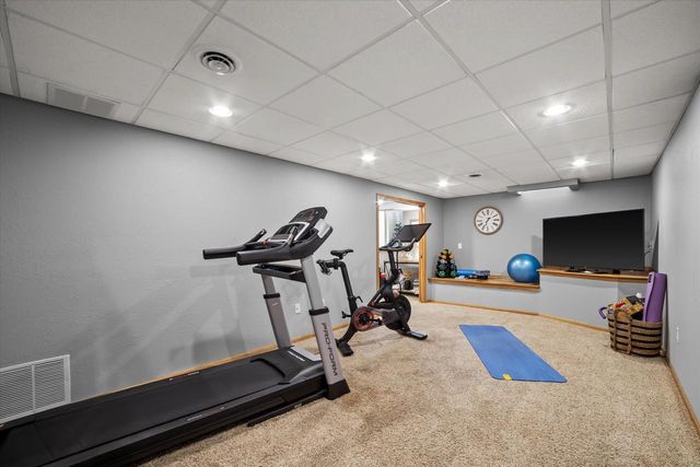 7277 S Dover Hill COURT, Franklin, WI 53132