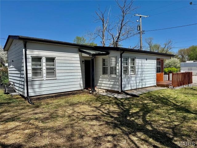 1024 South Charles Street, Belleville, IL 62220