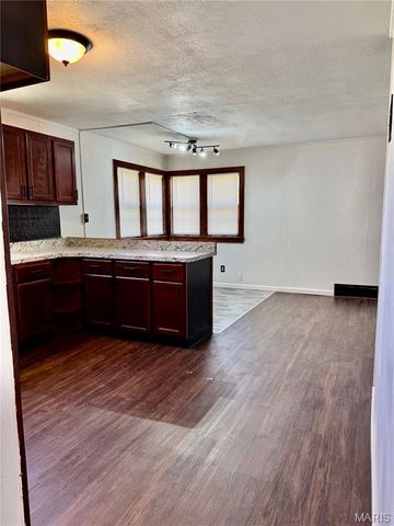 1024 South Charles Street, Belleville, IL 62220