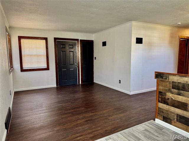 1024 South Charles Street, Belleville, IL 62220