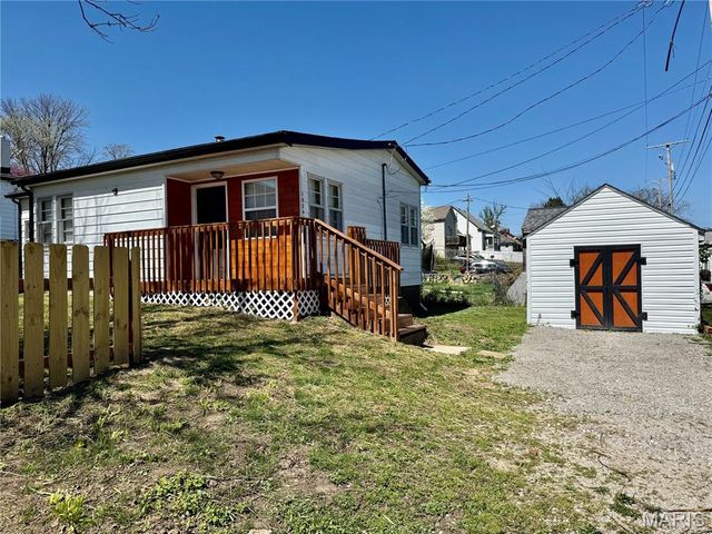 1024 South Charles Street, Belleville, IL 62220