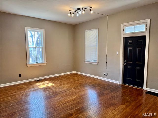 1024 South Charles Street, Belleville, IL 62220