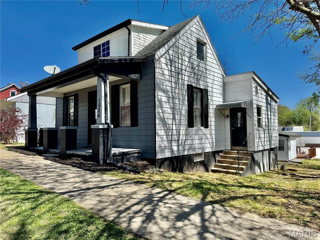 1024 South Charles Street, Belleville, IL 62220